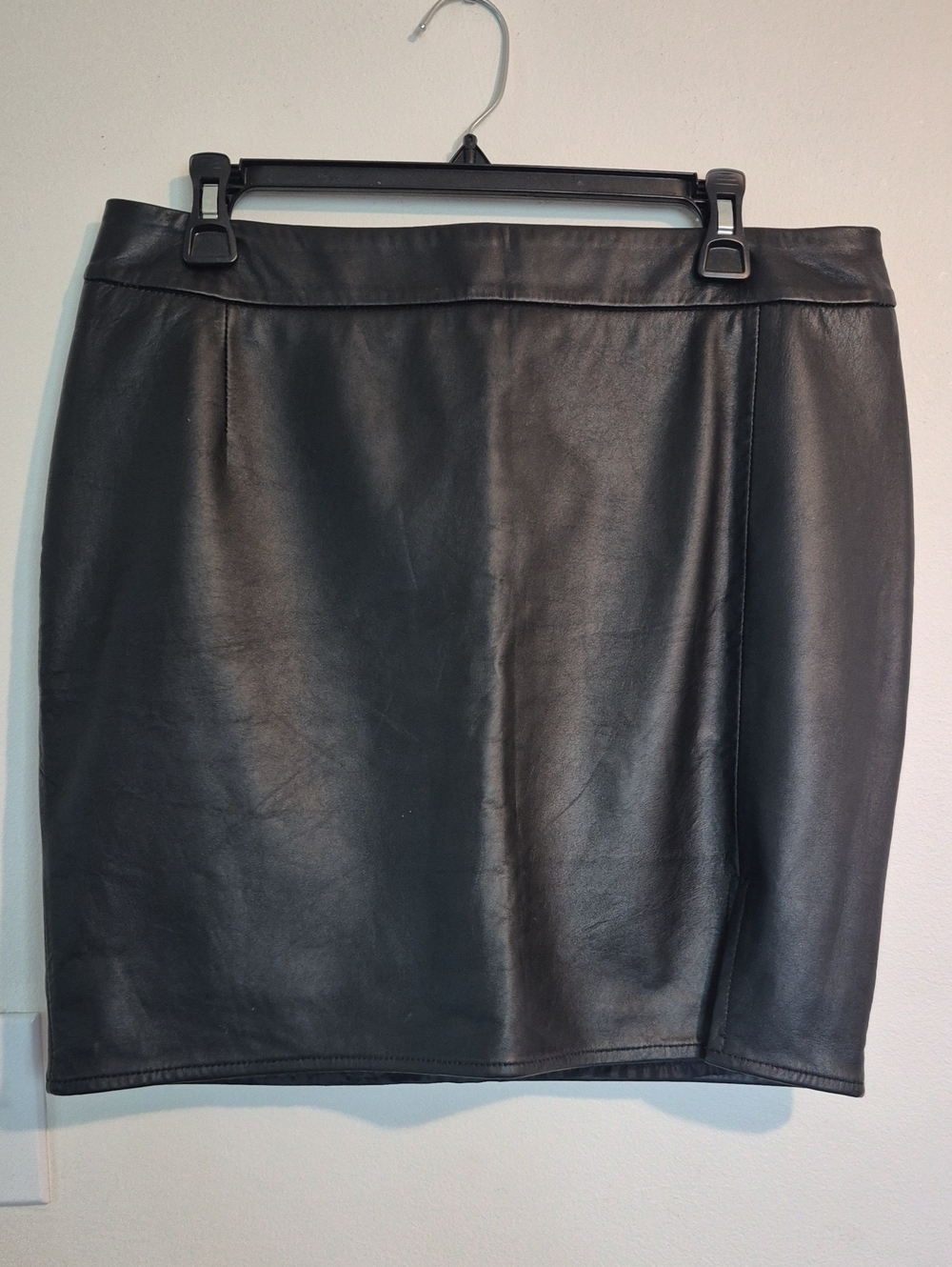 AS Women’s Black Faux Leather Pencil Skirt Size Small Front Slit Chic Date Night